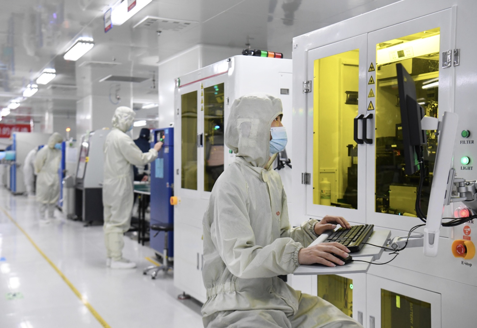 華工科技一季度光通信設(shè)備出貨量全球領(lǐng)先，硬核產(chǎn)品獲互聯(lián)網(wǎng)巨頭青睞